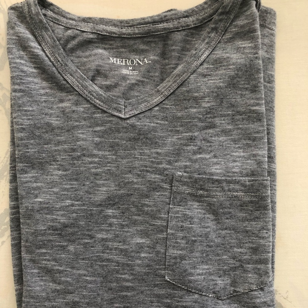 Merona Men’s T-Shirt. Size M.